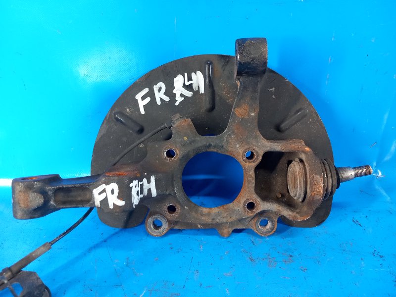 Кулак поворотный правый CHRYSLER 200 10-14 3.6 ERB