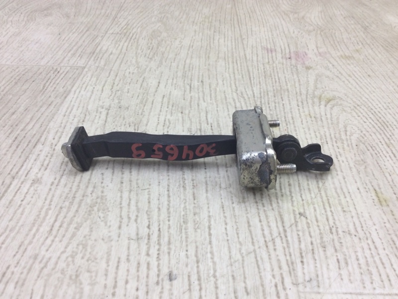 Ограничитель двери задний NISSAN PATHFINDER R52 12-21 2015 R52 3.5 VQ35DE 824303JA0A Б/У