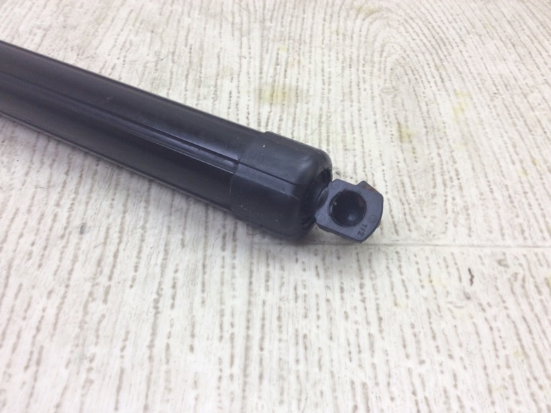 Амортизатор крышки багажника PATHFINDER R52 12-21 2015 R52 3.5 VQ35DE