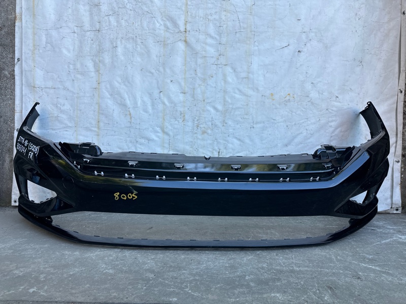 Бампер передний JETTA USA 18- 2020 DJXA 1.4