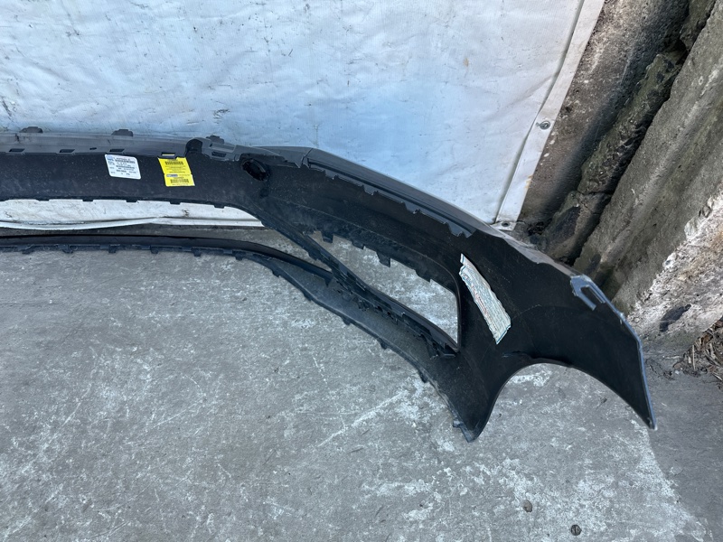 Бампер передний JETTA USA 18- 2020 DJXA 1.4