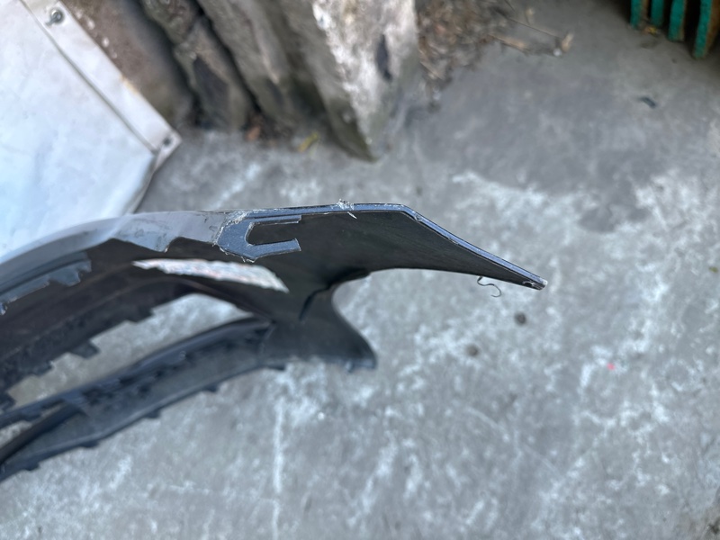 Бампер передний JETTA USA 18- 2020 DJXA 1.4