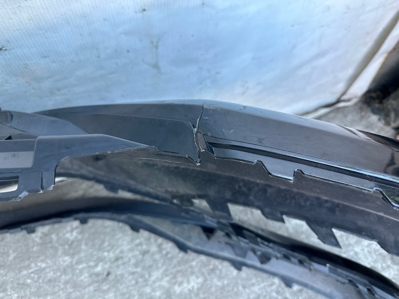 Бампер передний JETTA USA 18- 2020 DJXA 1.4