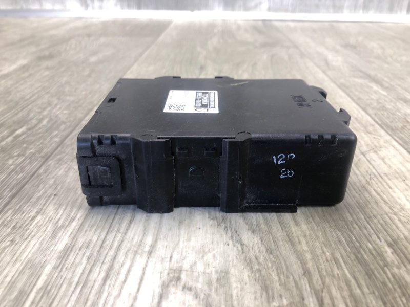 Блок управления АКПП TOYOTA PRIUS - 30 09-17 ZVW30 1.8 2ZRFXE