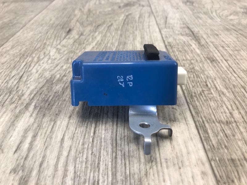 Блок управления дав.в шинах TOYOTA PRIUS - 30 09-17 ZVW30 1.8 2ZRFXE