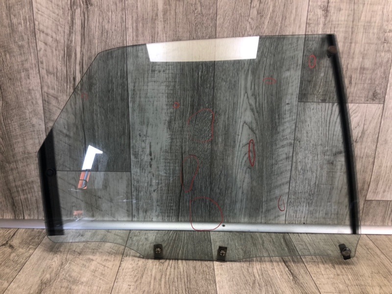 Стекло двери заднее правое MAZDA 626 GD 87-91 G225-72-510D Б/У