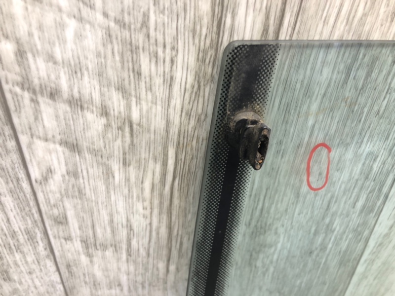 Стекло двери заднее правое 626 GD 87-91