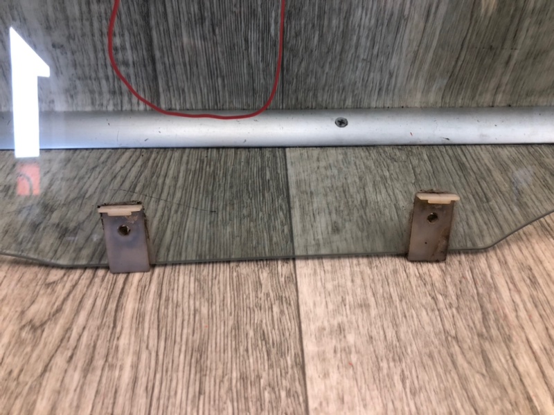 Стекло двери заднее правое 626 GD 87-91