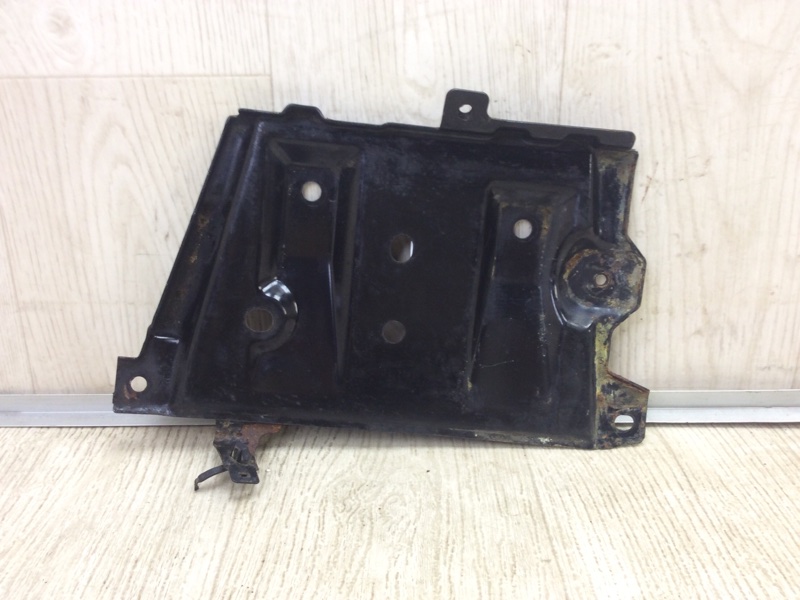 Полка аккумулятора PATHFINDER R52 12-21 2015 R52 3.5 VQ35DE