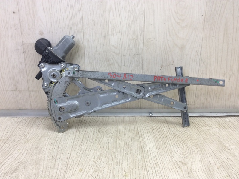 Запчасть стеклоподъемник задний левый NISSAN PATHFINDER R52 12-21 2015 R52 3.5 VQ35DE 827213KA1A Б/У Стеклоподъемник задний левый NISSAN PATHFINDER R52 12-21 2015 R52 3.5 VQ35DE 827213KA1A Б/У