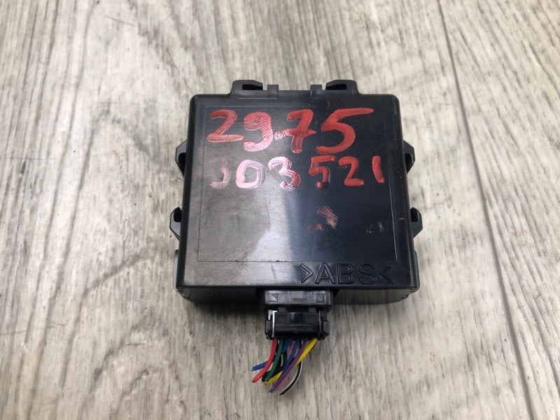 Блок управления дав.в шинах PRIUS - 30 09-17 2013 ZVW30 1.8 2ZRFXE