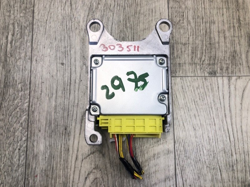 Блок управления AIRBAG PRIUS - 30 09-17 2013 ZVW30 1.8 2ZRFXE