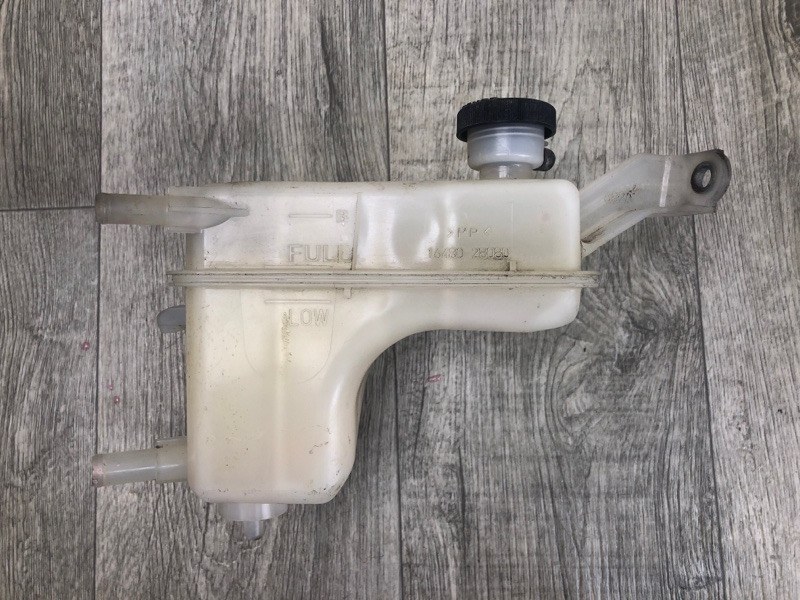 Запчасть бачок расширительный TOYOTA PRIUS - 30 09-17 2013 ZVW30 1.8 2ZRFXE 1648028080 Б/У Бачок расширительный TOYOTA PRIUS - 30 09-17 2013 ZVW30 1.8 2ZRFXE 1648028080 Б/У