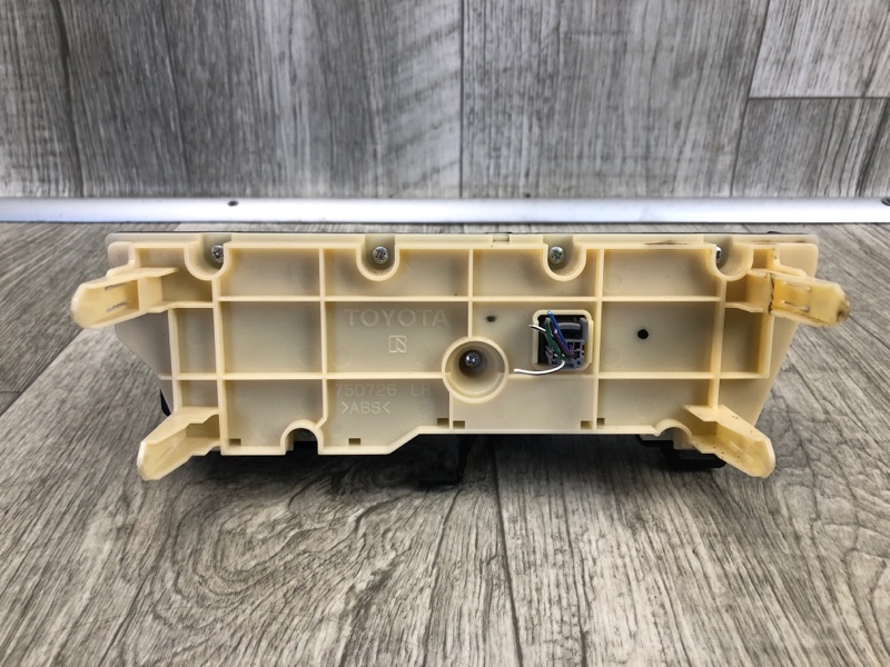 Блок управления печкой PRIUS - 30 09-17 2013 ZVW30 1.8 2ZRFXE
