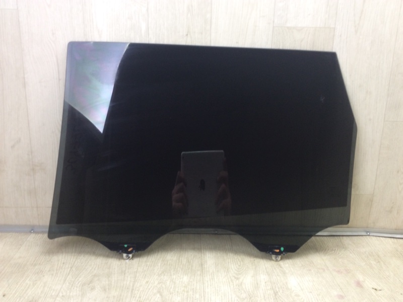 Стекло двери заднее правое NISSAN PATHFINDER R52 12-21 R52 3.5 VQ35DE