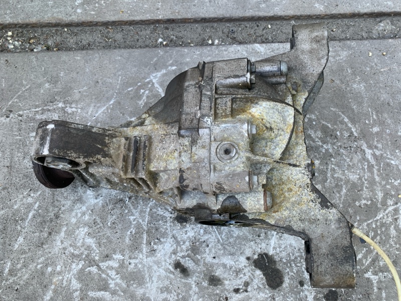 Редуктор задний TOUAREG 02-10 2007 BHK 3.6