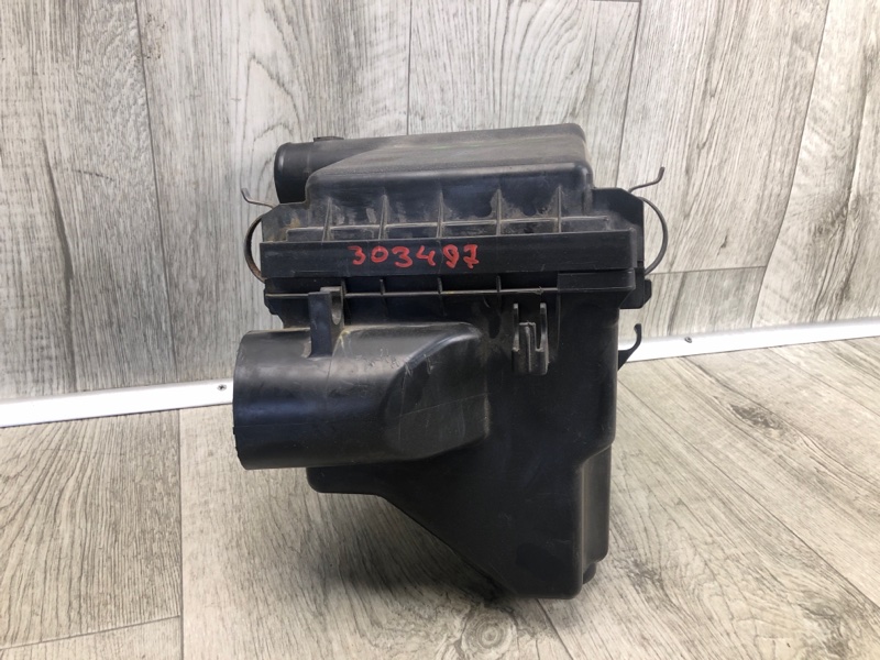 Корпус воздушного фильтра PRIUS - 30 09-17 2013 ZVW30 1.8 2ZRFXE