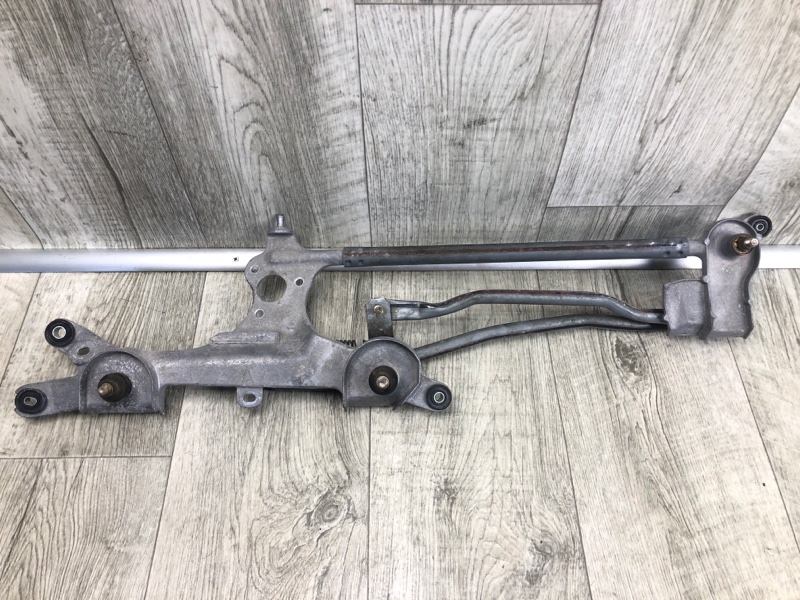 Трапеция стеклоочистителей TOYOTA PRIUS - 30 09-17 2013 ZVW30 1.8 2ZRFXE 8515047140 Б/У