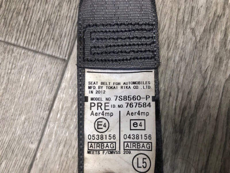 Ремень безопасности передний левый PRIUS - 30 09-17 2013 ZVW30 1.8 2ZRFXE