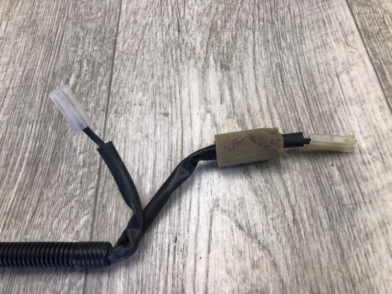 Проводка двери багажника PRIUS - 30 09-17 2013 ZVW30 1.8 2ZRFXE