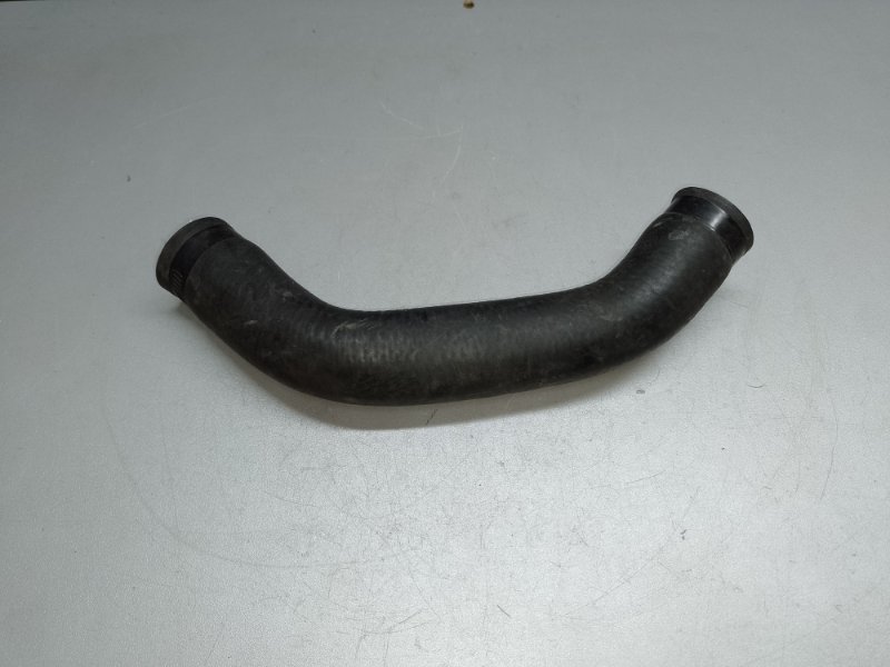 Патрубок системы охлаждения левый MITSUBISHI OUTLANDER XL 05-13 2006 3.0 6B31 1370A130 Б/У