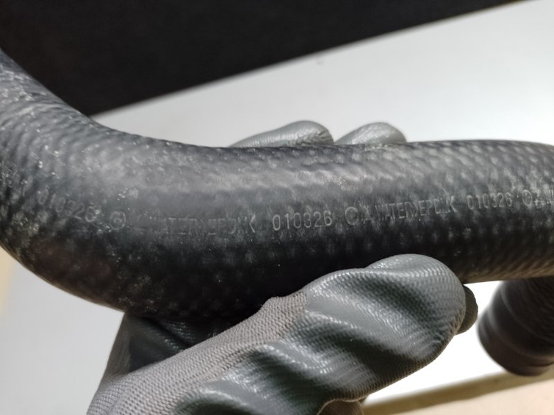 Патрубок системы охлаждения LEXUS RX300 98-03 3.0 1MZFE