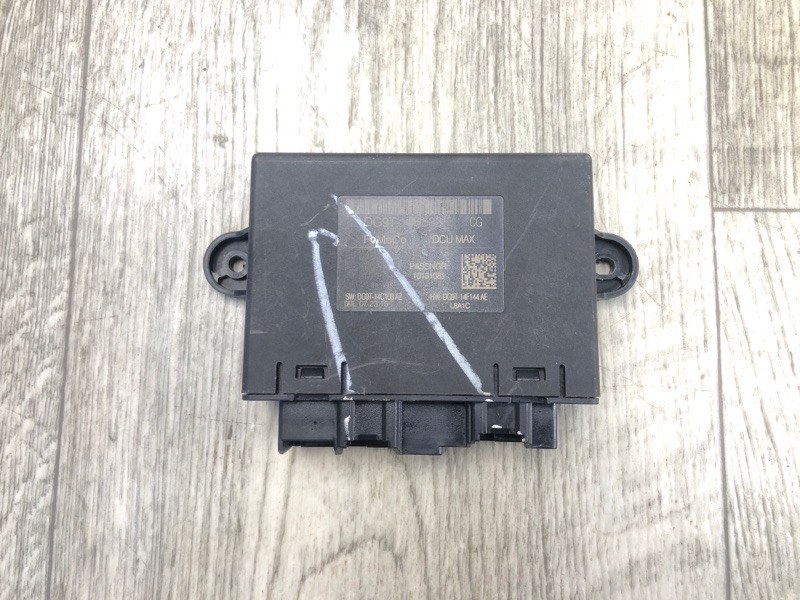 Блок управления дверей передний правый LINCOLN MKZ 13-20 2016 3.7 C37PDED DG9Z-14B291-VK Б/У