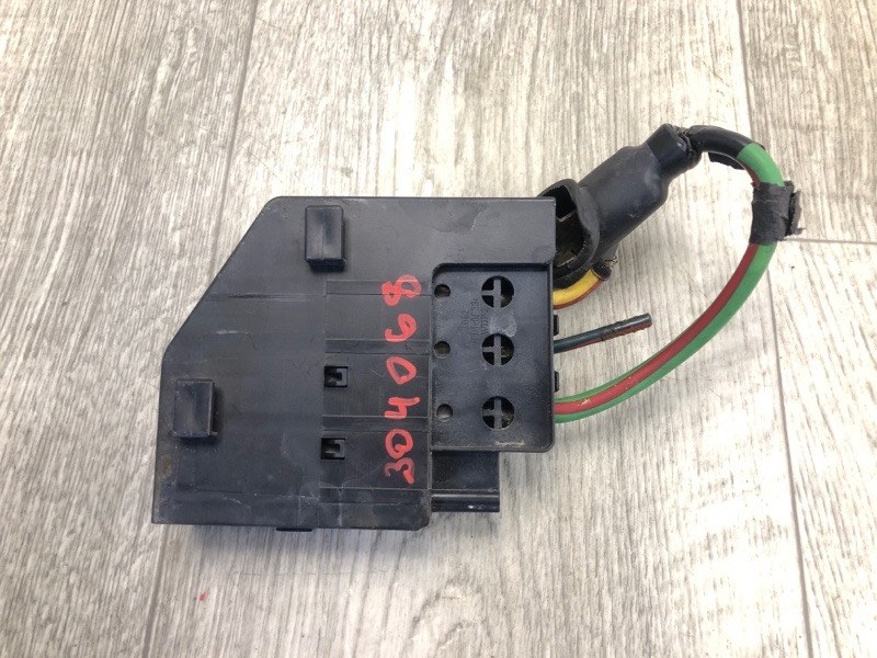 Блок предохранителей моторный отсек MKZ 13-20 2016 3.7 C37PDED Блок предохранителей моторный отсек MKZ 13-20 2016 3.7 C37PDED