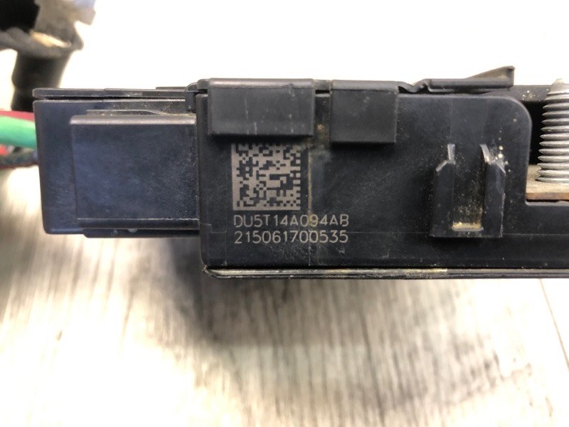 Блок предохранителей моторный отсек MKZ 13-20 2016 3.7 C37PDED Блок предохранителей моторный отсек MKZ 13-20 2016 3.7 C37PDED