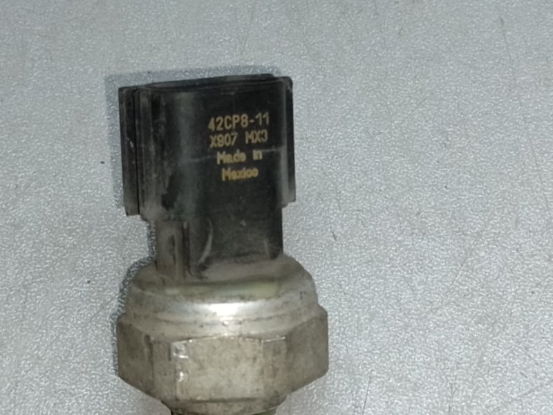 Датчик давления кондиционера NISSAN X-TRAIL T30 01-07