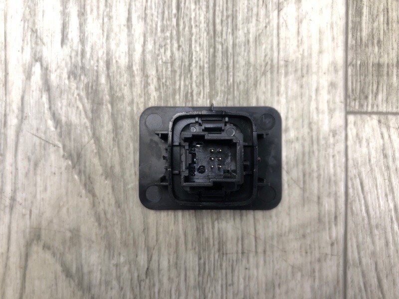 Кнопка открывания багажника внутренняя LINCOLN MKZ 13-20 3.7 C37PDED Кнопка открывания багажника внутренняя LINCOLN MKZ 13-20 3.7 C37PDED