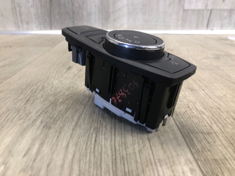 Блок управления освещением MKZ 13-20 2016 3.7 C37PDED Блок управления освещением MKZ 13-20 2016 3.7 C37PDED