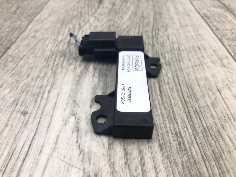 Антенна MKZ 13-20 2016 3.7 C37PDED