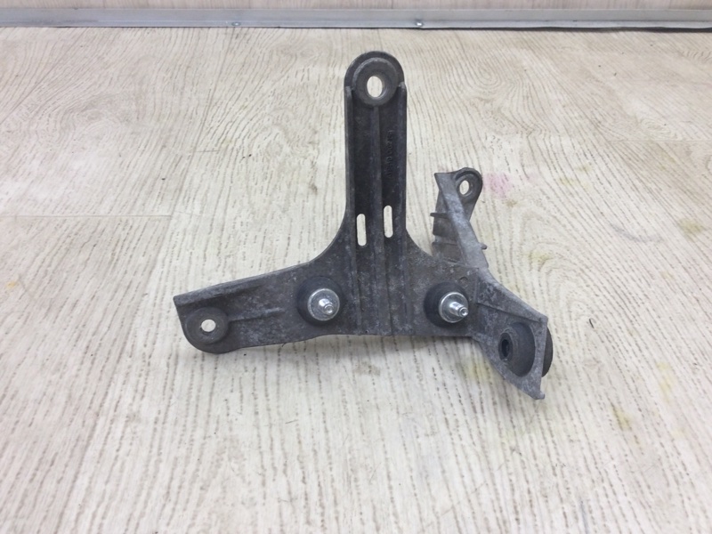 Кронштейн блока ABS ATS 12-19 2014 2.0 LTG