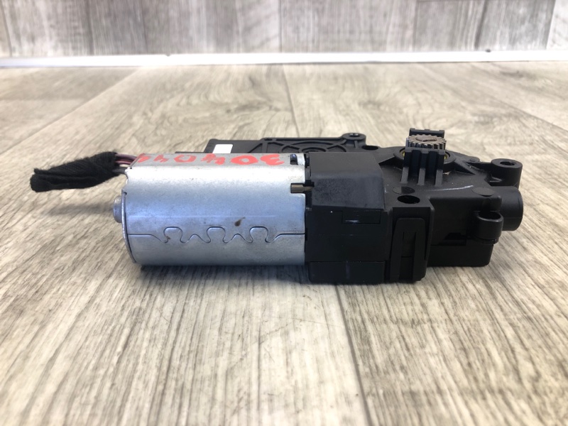 Моторчик люка LINCOLN MKZ 13-20 3.7 C37PDED