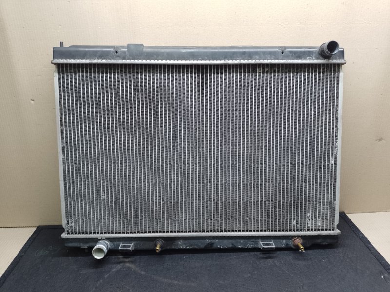 Радиатор основной INFINITI M35/M45 04-10 2008 3.5 VQ35HR 21460-EH100 Б/У