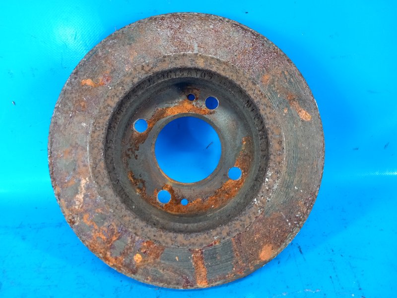 Тормозной диск передний правый MITSUBISHI MIRAGE 13- 1.2 3A92 Тормозной диск передний правый MITSUBISHI MIRAGE 13- 1.2 3A92