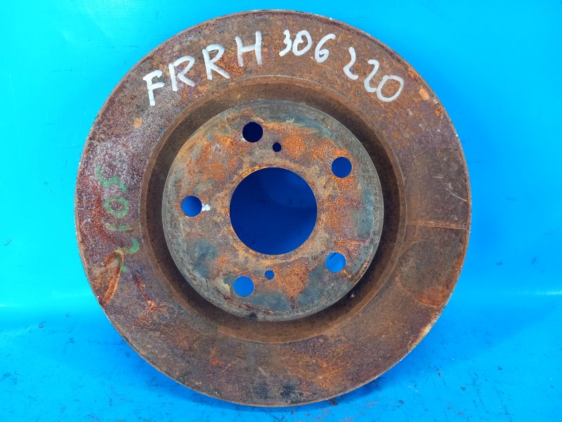 Запчасть тормозной диск передний правый TOYOTA CAMRY 40 06-11 2010 2.5 2ARFE 43512-06090 Б/У Тормозной диск передний правый TOYOTA CAMRY 40 06-11 2010 2.5 2ARFE 43512-06090 Б/У