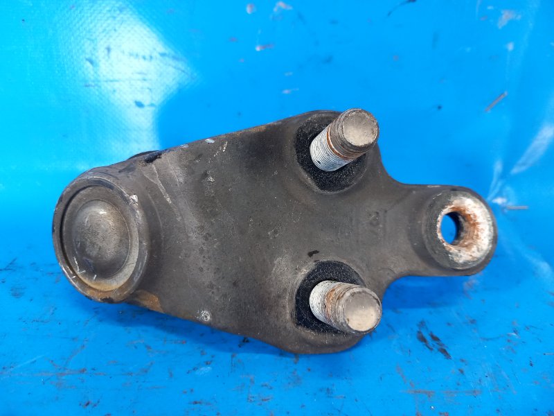 Шаровая опора левая CAMRY 40 06-11 2010 2.5 2ARFE