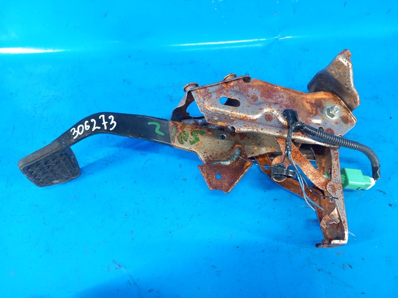 Педаль тормоза TOYOTA CAMRY 40 06-11 2.5 2ARFE