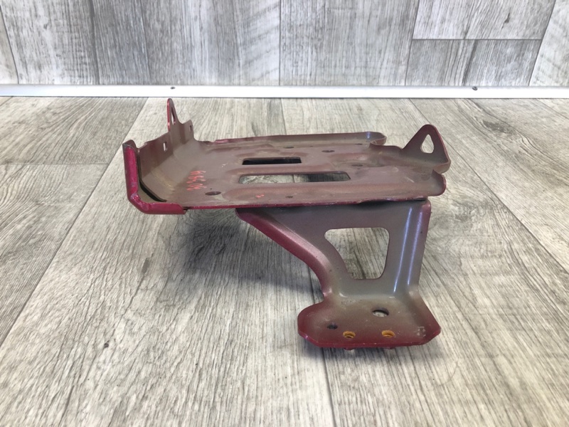 Полка аккумулятора Acura RDX 19- 2.0