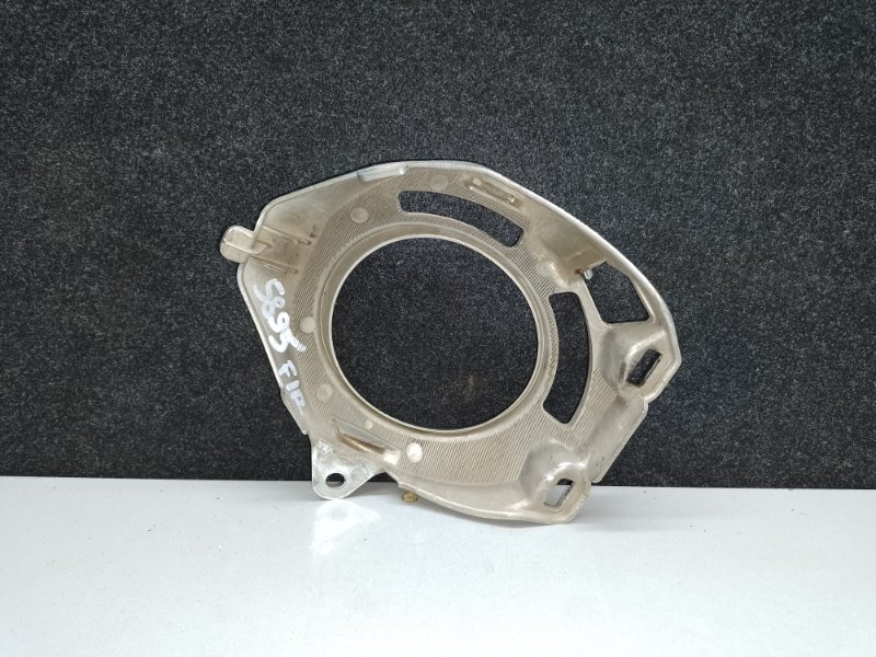 Накладка противотуманной фары правая ES300 ES330 01-06 2005 3.3 3MZFE