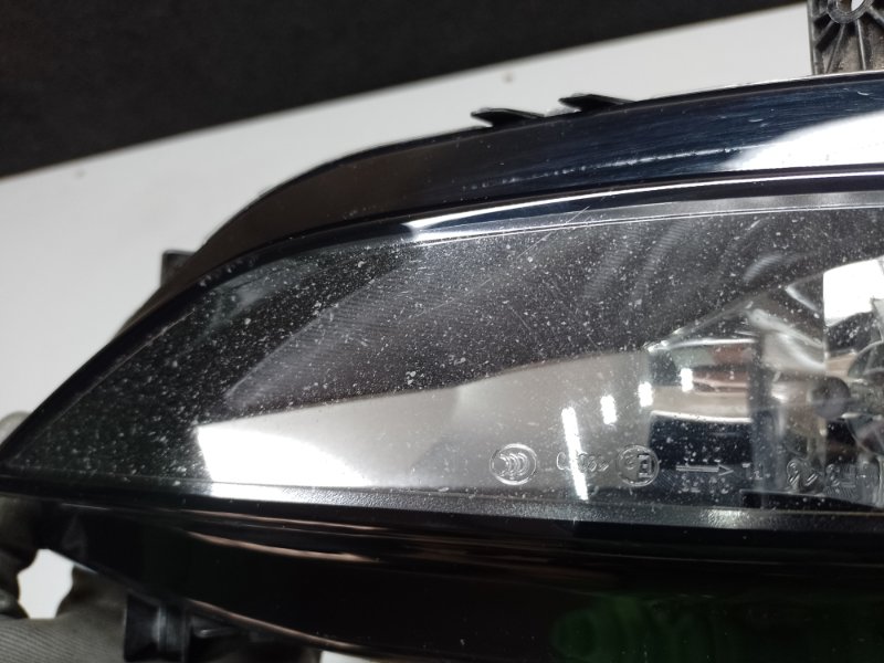 Противотуманная фара правая JETTA USA 18- 2020 DJXA 1.4
