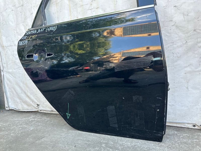 Дверь задняя правая SENTRA B17 12-21 2018 1.8 MRA8DE Дверь задняя правая SENTRA B17 12-21 2018 1.8 MRA8DE