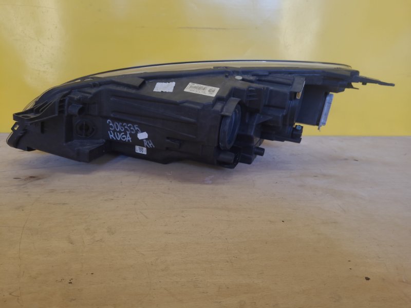 Фара правая KUGA  20-24