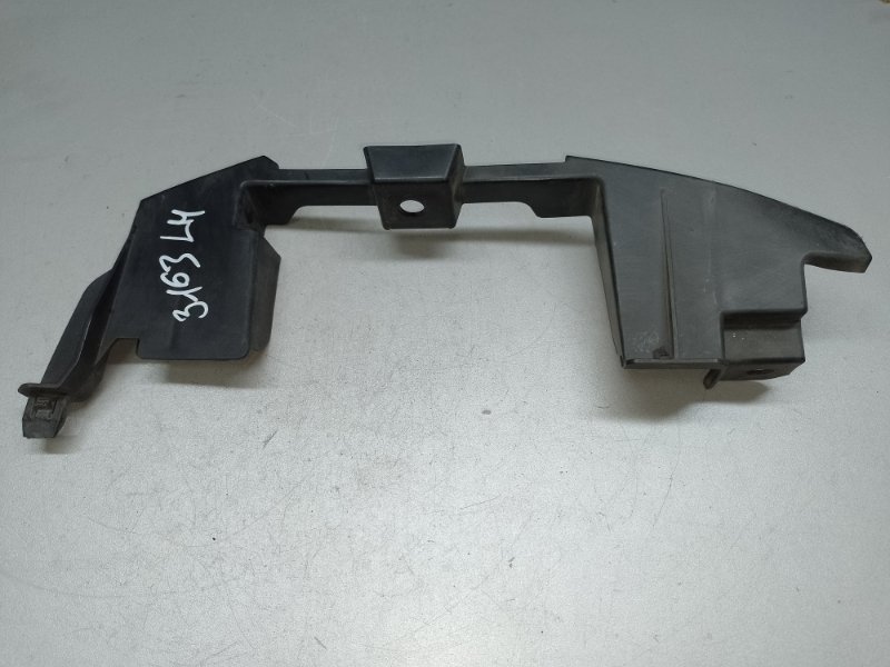 Запчасть дефлектор радиатора левый MAZDA 6 GH 07-12 2008 2.5 L (L5-VE) GS3L-56-253A Б/У Дефлектор радиатора левый MAZDA 6 GH 07-12 2008 2.5 L (L5-VE) GS3L-56-253A Б/У