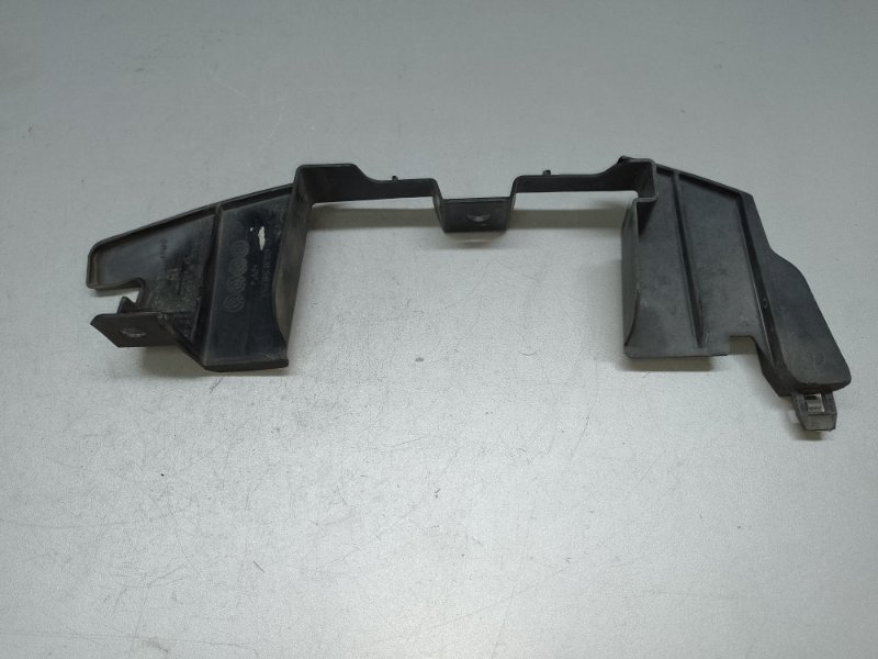 Дефлектор радиатора левый 6 GH 07-12 2008 2.5 L (L5-VE) Дефлектор радиатора левый 6 GH 07-12 2008 2.5 L (L5-VE)