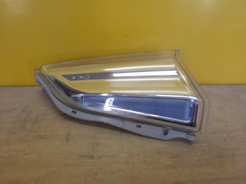 Указатель поворота передний правый NISSAN LEAF 10-17 26180-3NL0A Б/У