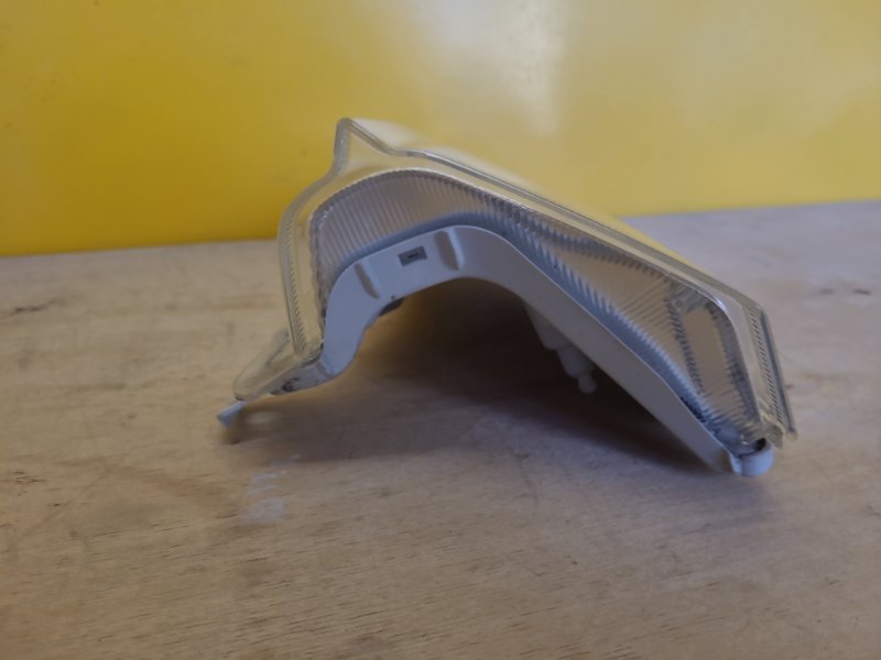 Указатель поворота передний левый NISSAN LEAF 10-17