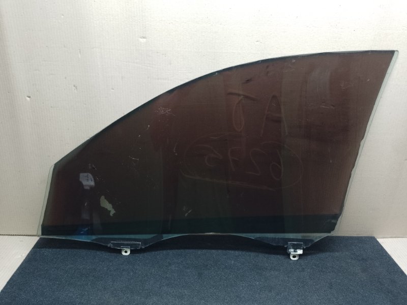 Стекло двери переднее правое MATRIX 02-08 2002 ZZE132 1.8L 1ZZ-FE Стекло двери переднее правое MATRIX 02-08 2002 ZZE132 1.8L 1ZZ-FE